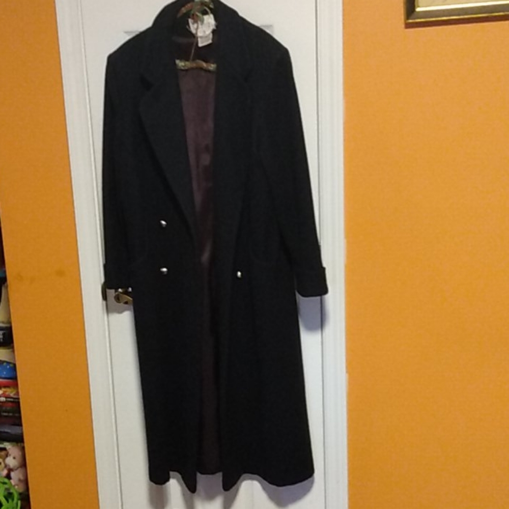 Women's long wool coat